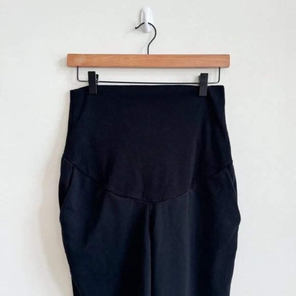 H&M • Mama Maternity Joggers in Black • Medium - Picture 5 of 10